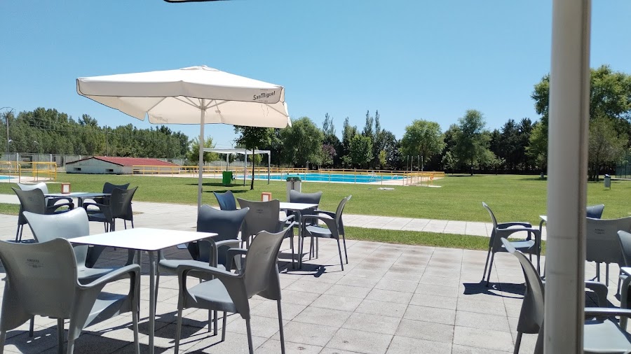 Restaurantes en Tardelcuende provincia de Soria