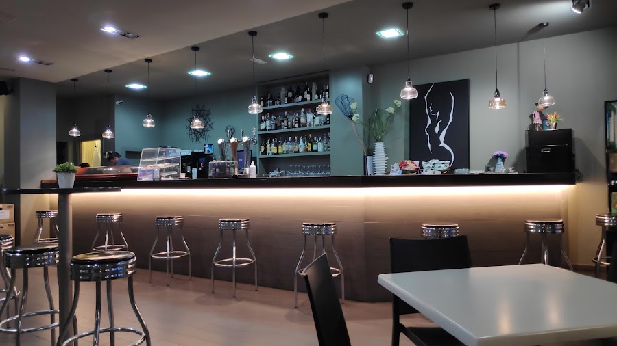 Cafetería Four Roses