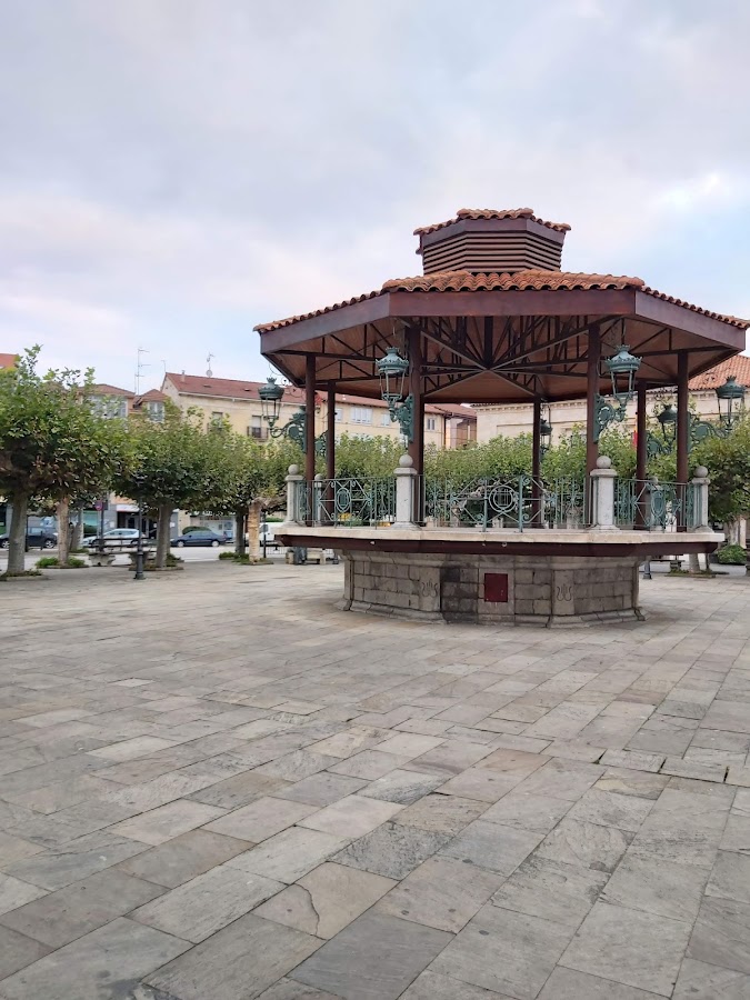 Hotel Restaurante Plati