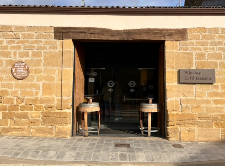 La Tercera Estación - Winebar