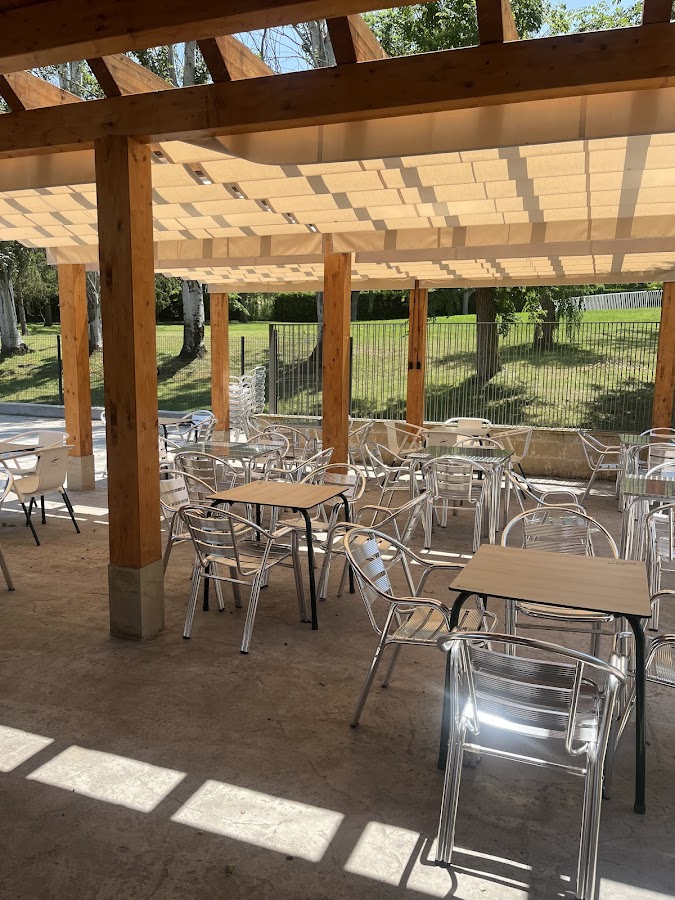 Bar Restaurante Las Piscinas Alberite
