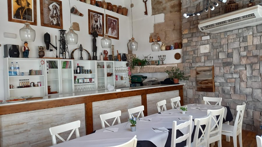 Bar Restaurante “Parlanchines”