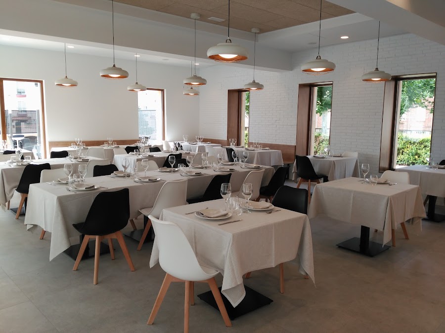 Entrerailes - Hotel Restaurante