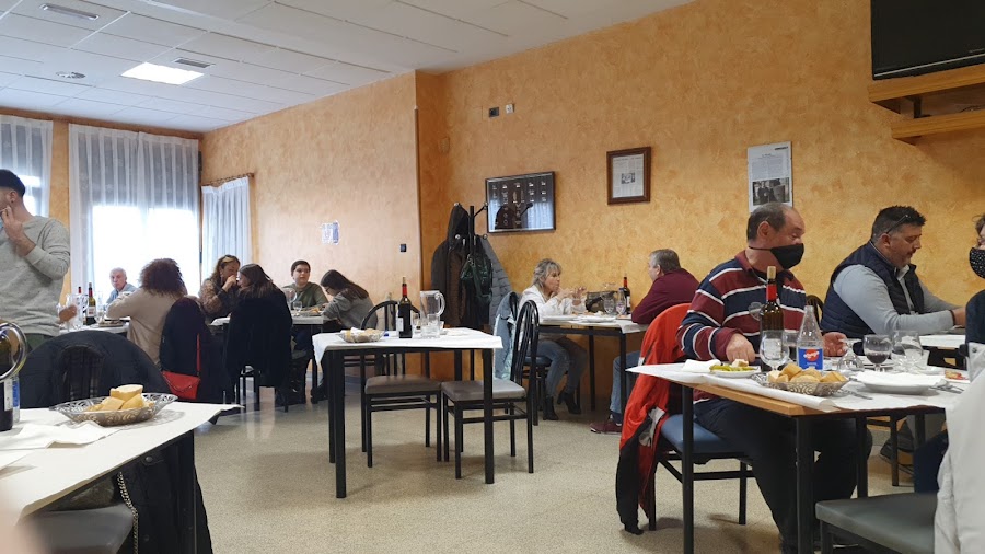 Mesón de los 20 Platos