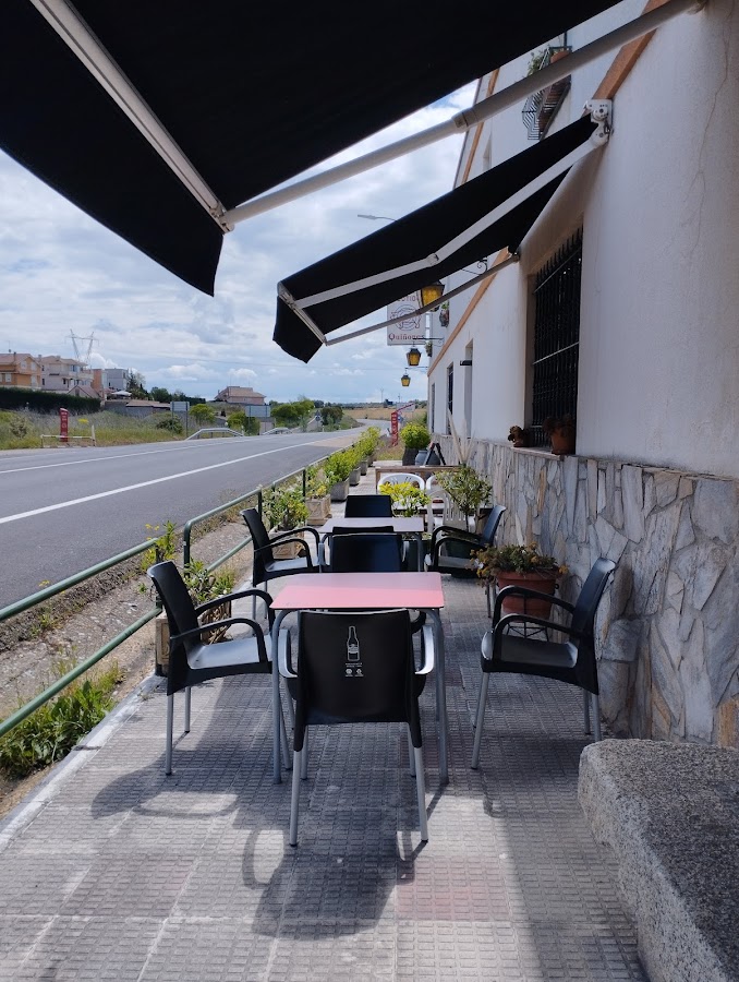Mesón Quiñones Bar Restaurante