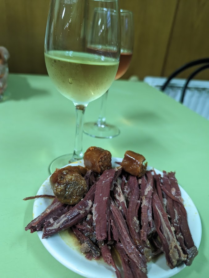 Ojo Guareña Bar